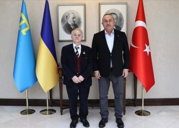 Dışişleri Bakanı Çavuşoğlu, Kırım Tatar Türklerinin lideri Kırımoğlu ile görüştü
