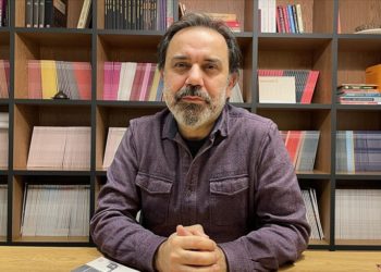 Yazar ve şair Ahmet Murat Özel, Süleymaniye Camisi ile kurduğu bağı anlattı