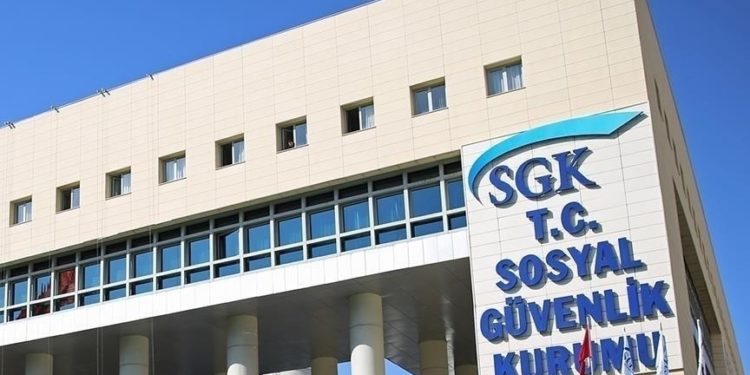 SGK deprem bölgesindeki hak ve alacak hacizlerini kaldırdı