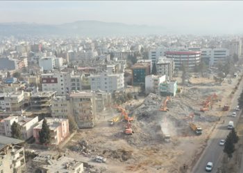 Deprem bölgesindeki 4 ilde bazı firmaların dahilde işleme izin süreleri uzatıldı