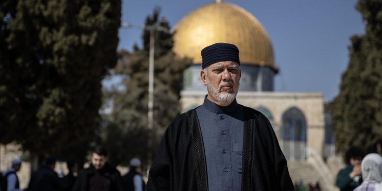 Filistinli akademisyen umre parasını depremzedelere bağışlayan Çakırhan’ı umreye göndermek ve Kudüs’te ağırlamak istiyor