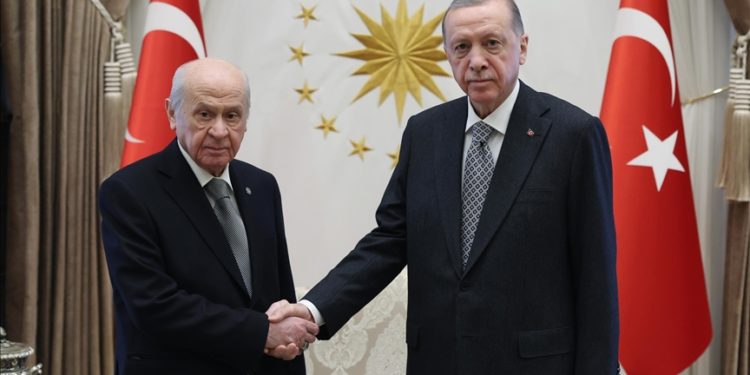 Cumhurbaşkanı Erdoğan MHP Genel Başkanı Bahçeli'yi kabul etti