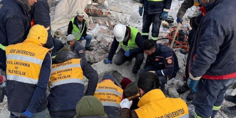 Iğdır Üniversitesi arama kurtarma ekibi, Çinli ekiple diyaloğunu anlattı