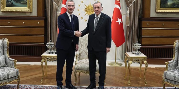 Cumhurbaşkanı Erdoğan, NATO Genel Sekreteri Stoltenberg'i kabul etti