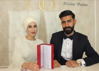 Depremzede çiftin nikahı Amasya'nın Suluova ilçesinde kıyıldı