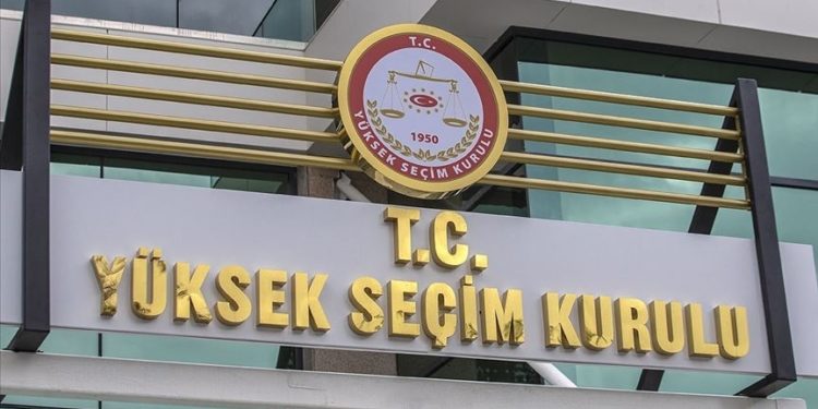 YSK heyetinden deprem bölgesine inceleme ziyareti