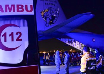 Deprem bölgesinden İstanbul'a getirilen 1194 yaralının tedavisi devam ediyor