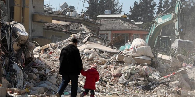 Tüketici dernekleri depremzedelerden gelen şikayetleri açıkladı