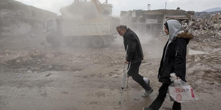 Depremzedelerin kırılan ve kaybolan tıbbi cihazları için belge istenmeyecek