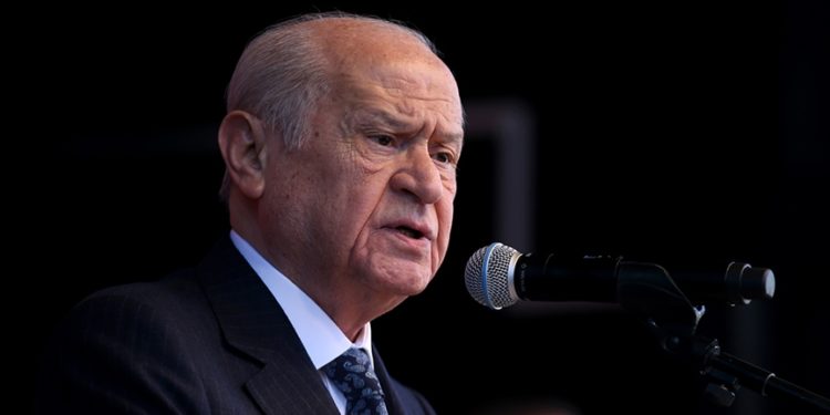 MHP Genel Başkanı Bahçeli, Beşiktaş kulübü üyeliğinden ayrıldı
