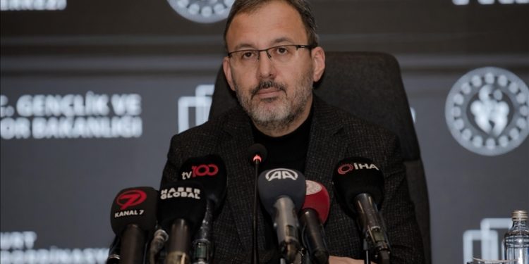 Spor sahaları siyaset alanları değildir