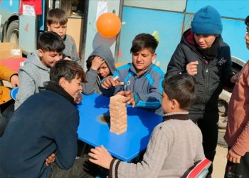 Gezici Kütüphane Otobüsü, Elbistan’da çocuklara hizmet veriyor