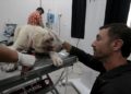 İskenderunlu hayvansever depremde yaralanan köpeklerin tedavisi ve bakımıyla ilgileniyor