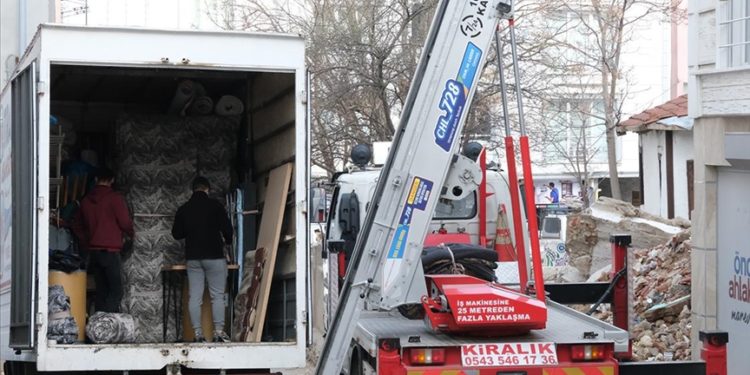 Kahramanmaraş merkezli depremlerin ardından Kırklareli ve Edirne’de emlak satışı arttı