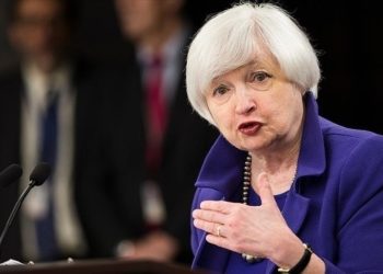 ABD Hazine Bakanı Yellen, tüm banka mevduatlarını sigortalamayı düşünmediklerini söyledi