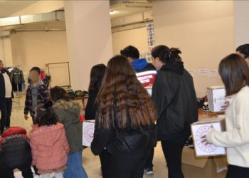 Iğdır'da koruma altındaki çocuklar topladıkları parayla depremzede akranlarını giydirecek