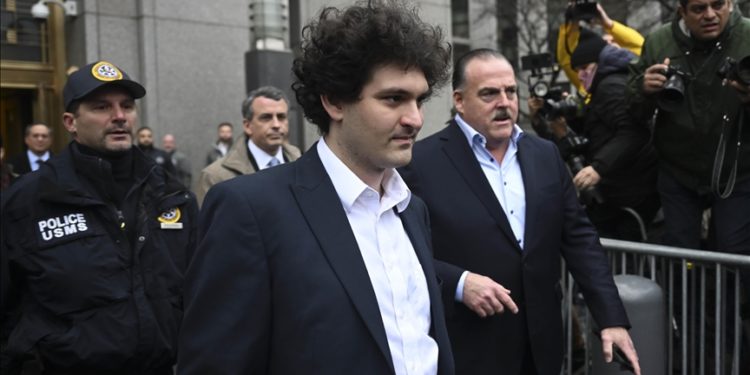 Eski FTX CEO'su hakkındaki yeni suçlamaları reddetti