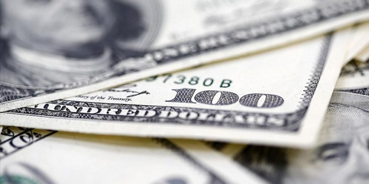 ABD'li First Republic Bank, 11 büyük bankadan 30 milyar dolarlık mevduat aldı