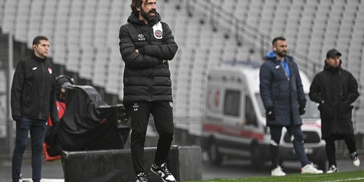 Andrea Pirlo, sözleşme yenileme teklifi aldığını açıkladı