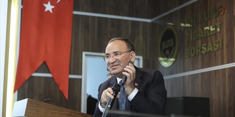 Cumhurbaşkanı Erdoğan Şanlıurfalılara telefonda hitap etti: Türkiye'nin geneli sizin birliğinizi örnek alacak