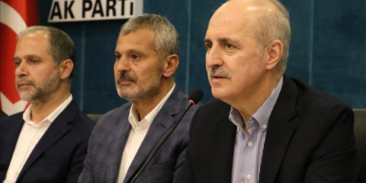 ‘AK Parti sadece bir siyasi partiden ibaret değildi’