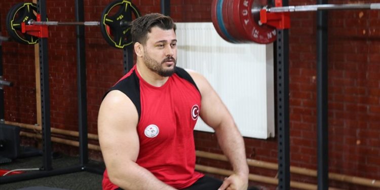 Rıza Kayaalp kariyerini zirvede tamamlamak istiyor