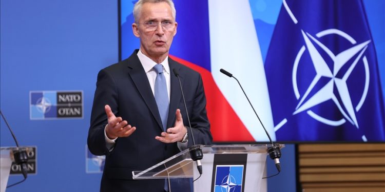 Stoltenberg'den savunma yatırımlarında yüzde 2'lik hedefi asgari düzey yapma önerisi