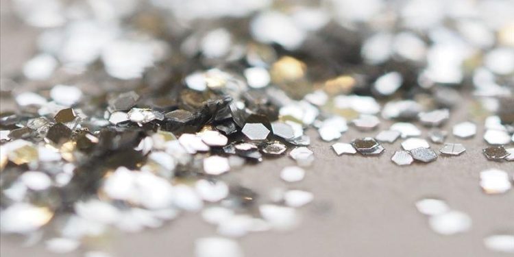 Güçlü talep geçen yıl küresel gümüş piyasasında rekor açık ortaya çıkardı