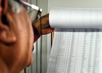 Seçmen listeleri askıdan indirildi