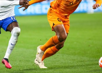 Fransa Futbol Federasyonu, Müslüman futbolcular için maçlara ara verilmesini yasakladı