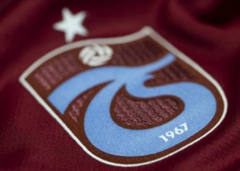 Trabzonspor altyapıdan 5 oyuncusuyla profesyonel sözleşme imzaladı