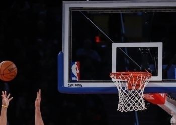 NBA’de Clippers, Lakers’ı yenerek play-off’lar için avantaj sağladı