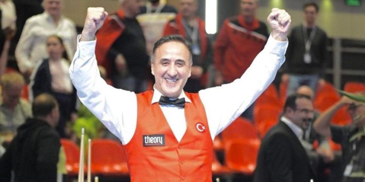 Avrupa Bilardo Şampiyonası'nda milli sporcu Hacı Arap Yaman altın madalya kazandı
