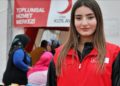 Depremden sağ kurtulan psikolog depremzedelerin yaralarını sarmak için gönüllü oldu