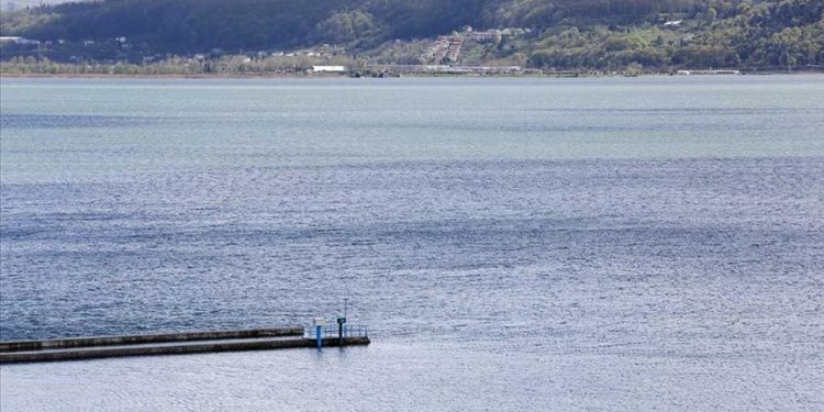 Son yağışlarla Sapanca Gölü’nde su seviyesi 30 santimetre daha arttı