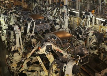 Sakarya’da yılın ilk çeyreğinde üretilen her 10 araçtan 8’i ihraç edildi