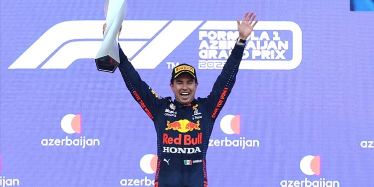Formula 1 Azerbaycan ayağındaki sprint yarışında Perez birinci oldu