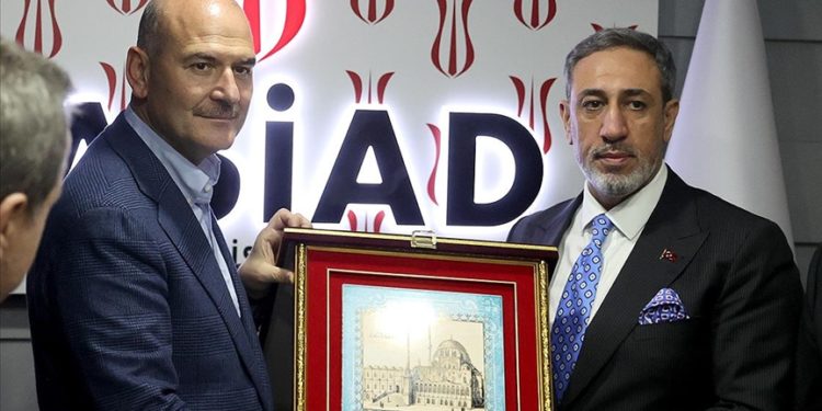 İçişleri Bakanı Soylu’dan, Laleli Sanayici ve İş İnsanları Derneğine ziyaret