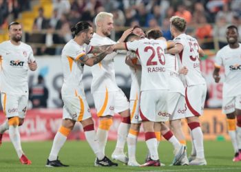 Galatasaray’ın golcüleri durdurulamıyor, savunması geçit vermiyor