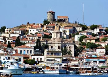 İç turizmin gözdesi Ayvalık’taki tesislerin bayram tatilini dolu geçirmesi bekleniyor
