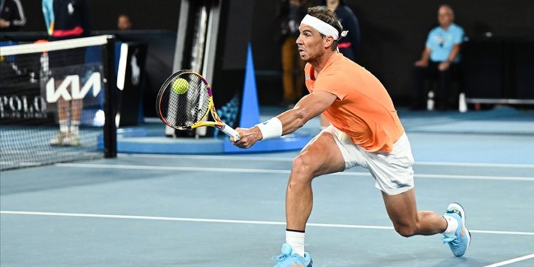 Sakatlığı devam eden İspanyol tenisçi Rafael Nadal, Madrid Açık'a katılamayacak