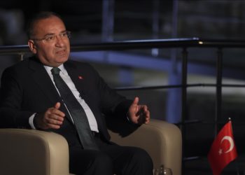 Türkiye’de hukuka aykırı bir davranışla yaşam tarzlarına herhangi bir müdahale yoktur