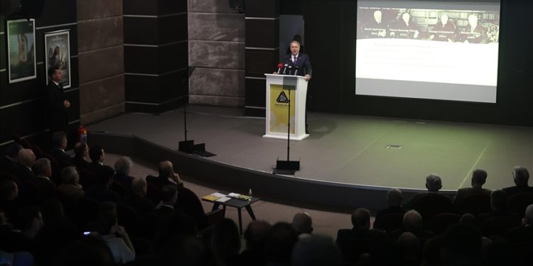 Ermeni meselesi tarihi gerçeklerinden koparılarak taraflı bir yaklaşımla çözümsüzlüğe itilmektedir