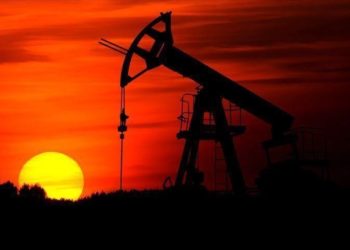 ABD'nin ticari ham petrol stokları azaldı