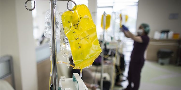 Kanserde erken teşhis için tarama programlarına katılma önerisi