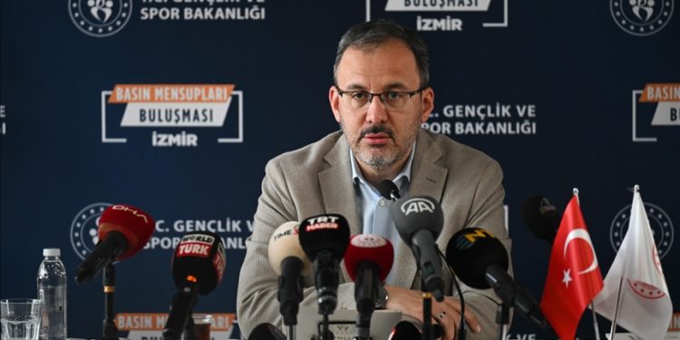 Son 4 ayda sporcularımız 340 altın, 385 gümüş, 320 bronz olmak üzere 1045 madalya aldı