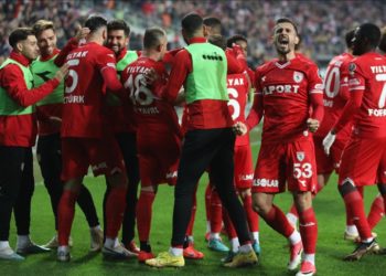 Samsunspor, 11 yıl sonra Süper Lig’de