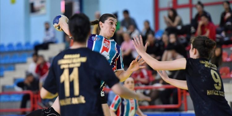 Konyaaltı Belediyespor, EHF Kupası’nı Antalya’ya getirmek istiyor