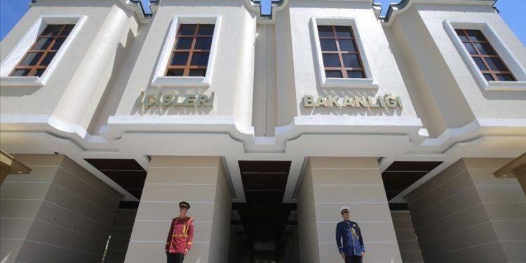 İçişleri Bakanlığının aile içi ve kadına şiddetle mücadele çalışmaları “AKŞİM” tarafından denetlenecek