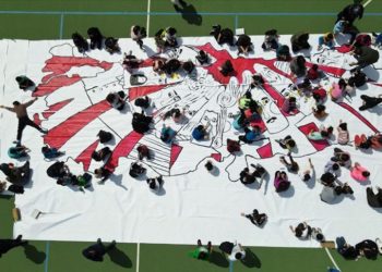 Muğla'da depremzede çocuklar 150 metrekarelik Türkiye haritası oluşturdu